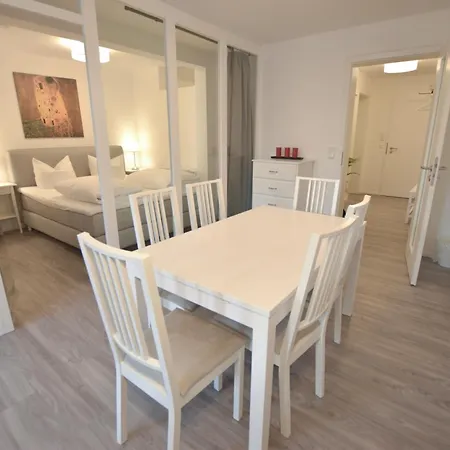 Arnulfsplatz Aparts アパート *