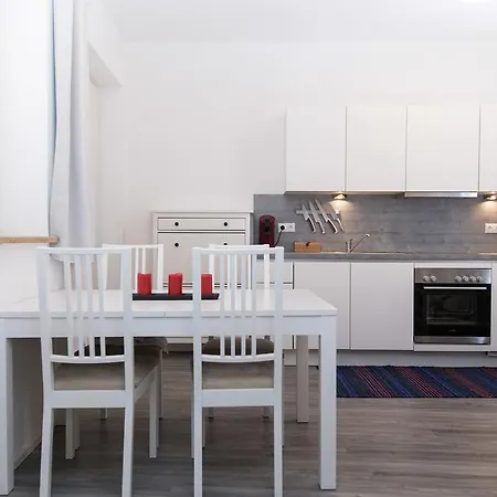 アパート Arnulfsplatz Aparts レーゲンスブルク