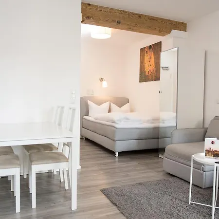 Arnulfsplatz Aparts Apartmán *