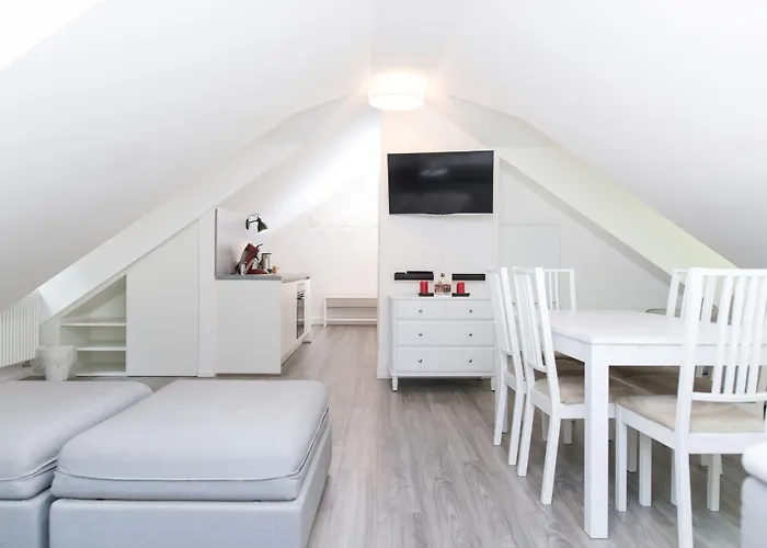 Arnulfsplatz Aparts Appartamento *